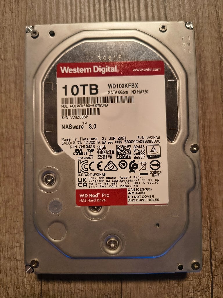 Western Digital Red Pro 10TB HDD (WD102KFBX), Computers en Software, Harde schijven, Intern, Server, Zo goed als nieuw, 10TB