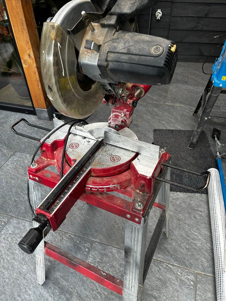 Einhell Afkortzaag TC-SM 2531 U op bok, Doe-het-zelf en Verbouw, Gereedschap | Zaagmachines, 70 mm of meer, Ophalen of Verzenden