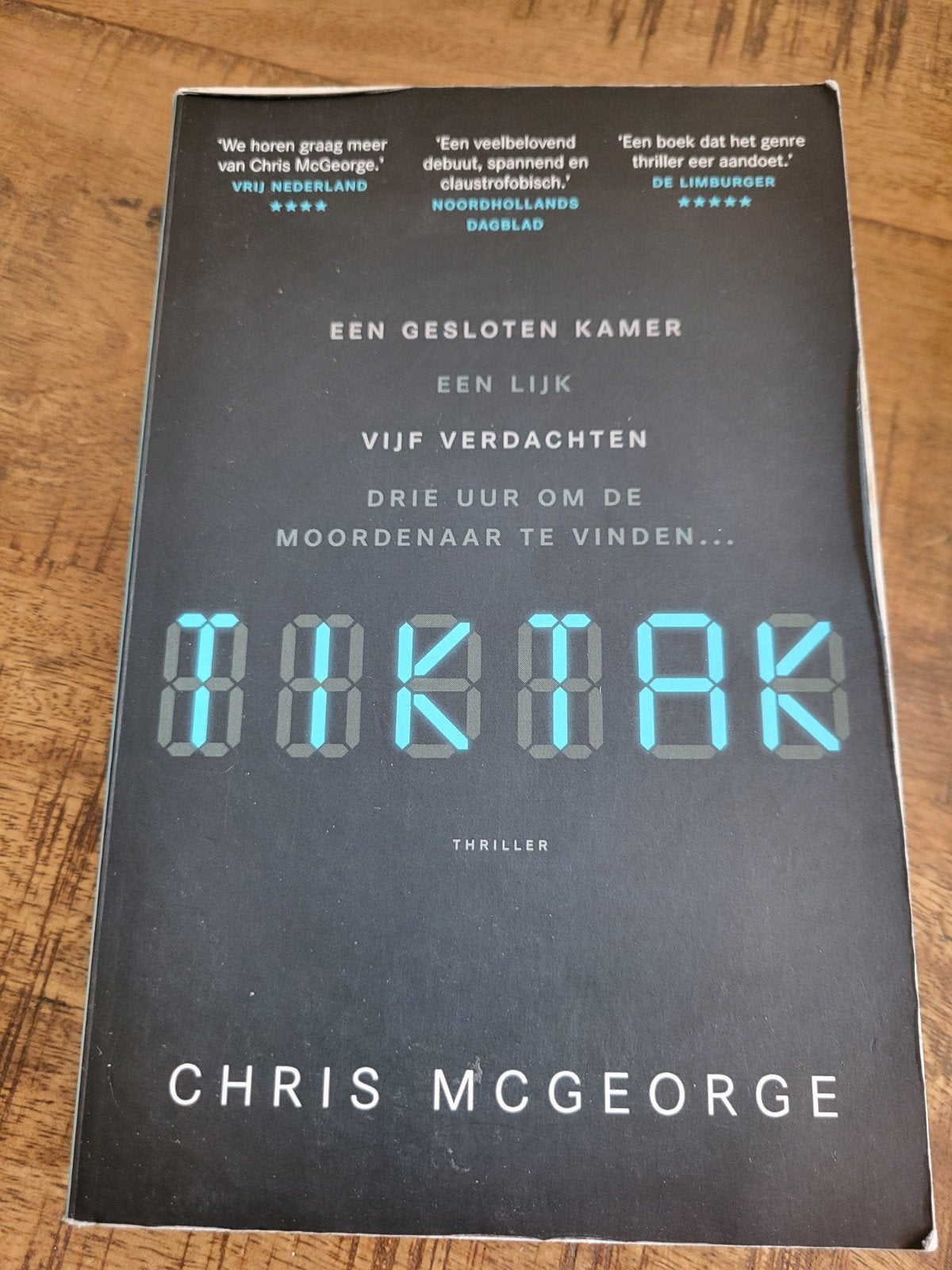 Chris Mcgeorge - Tik Tak, Boeken, Thrillers, Zo goed als nieuw, Ophalen of Verzenden