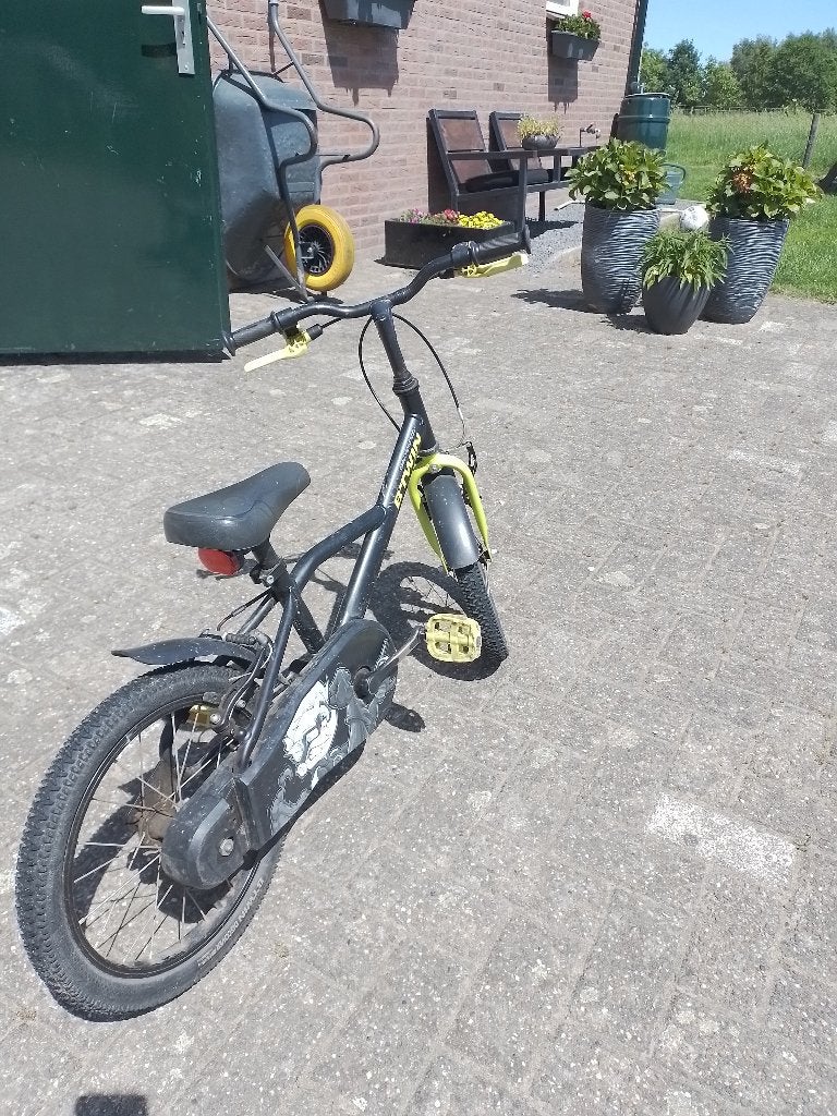 Nette jongensfiets 18 inch, Ophalen, Gebruikt, 18 inch, Handrem