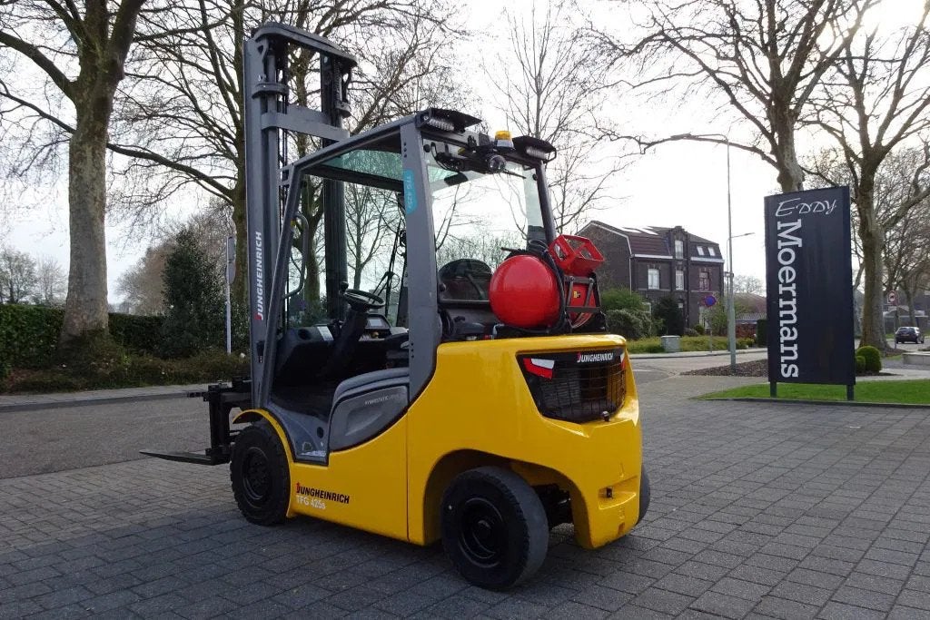 Jungheinrich TFG425s Heftruck (bj 2017), 2000 tot 3000 kg, LPG, Heftruck, Jungheinrich