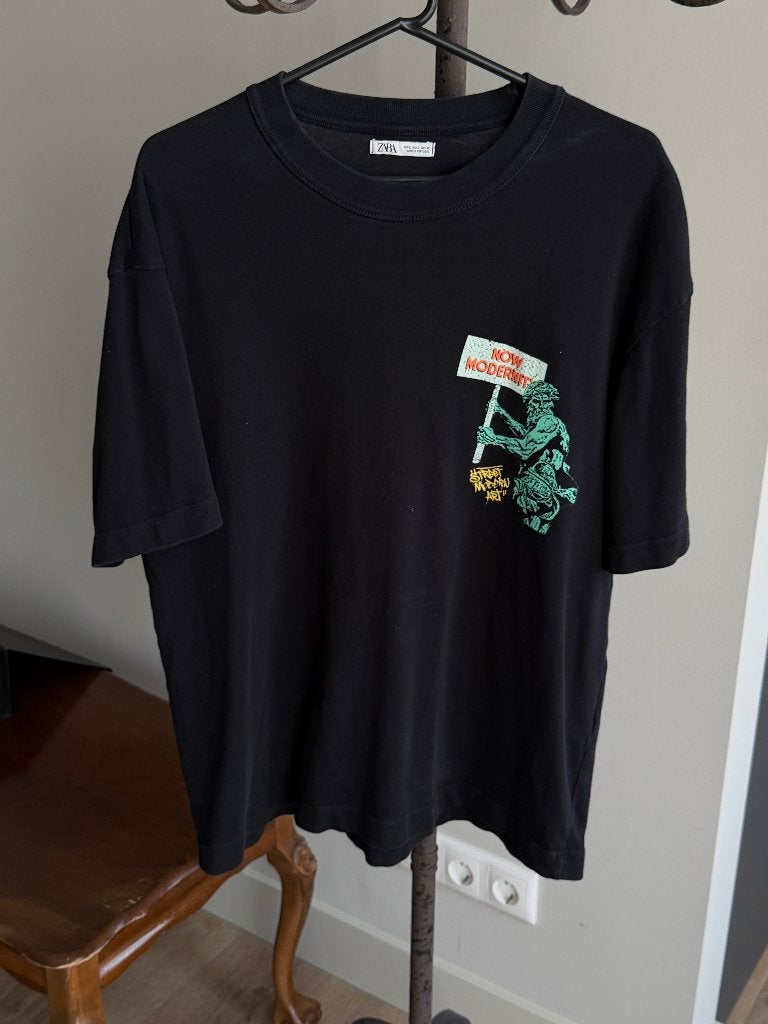 T-shirt. Zara. Als nieuw. Maat L., Maat 52/54 (L), Zara, Zwart, Ophalen of Verzenden