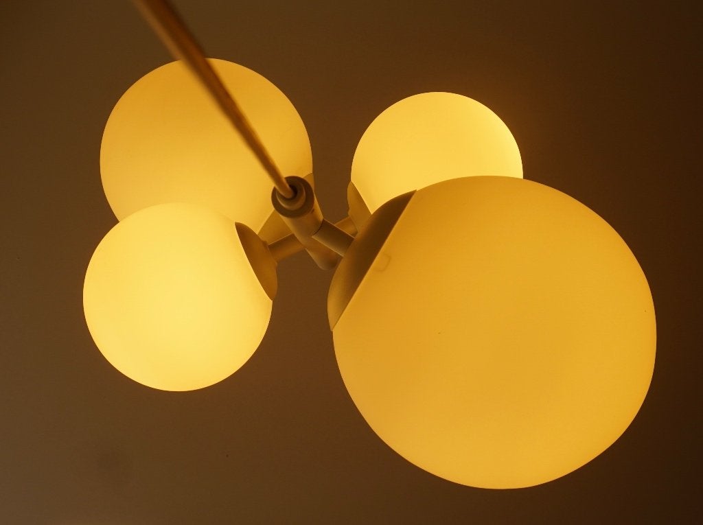 Hanglamp ZGAN 4 bollen atomic glas metaal wit design retro, Zo goed als nieuw, Glas, Modern, E27 (groot)