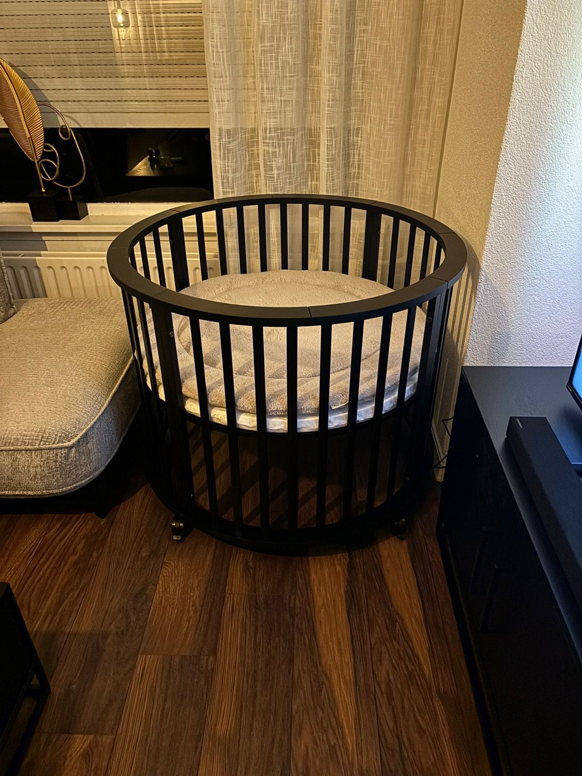 Europe Baby Ronde Box Zwart, Kinderen en Baby's, Ophalen of Verzenden, Zo goed als nieuw, Rond, In hoogte verstelbaar