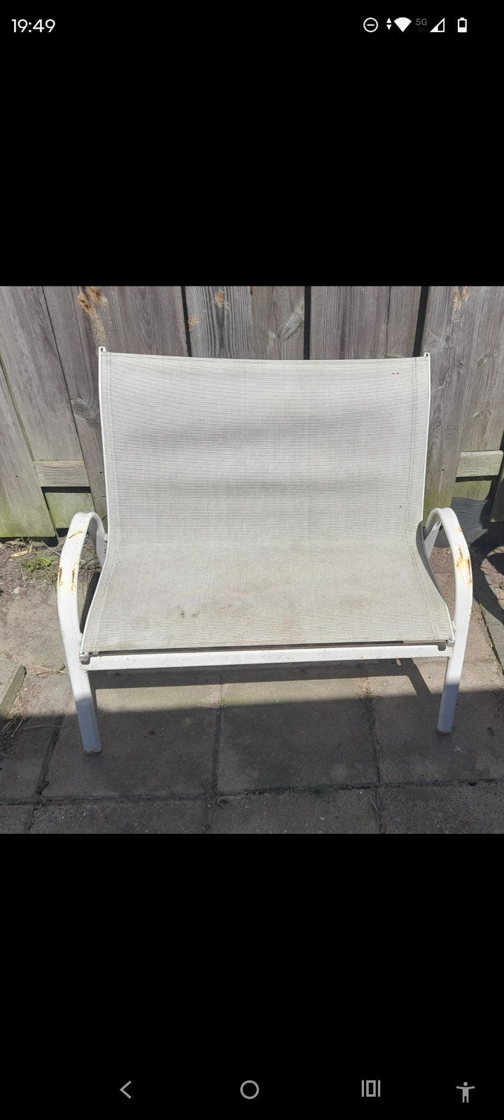 Gebruikte tuinstoel, wit metaal met textileen kinderbankje, Ophalen of Verzenden, Gebruikt, Metaal