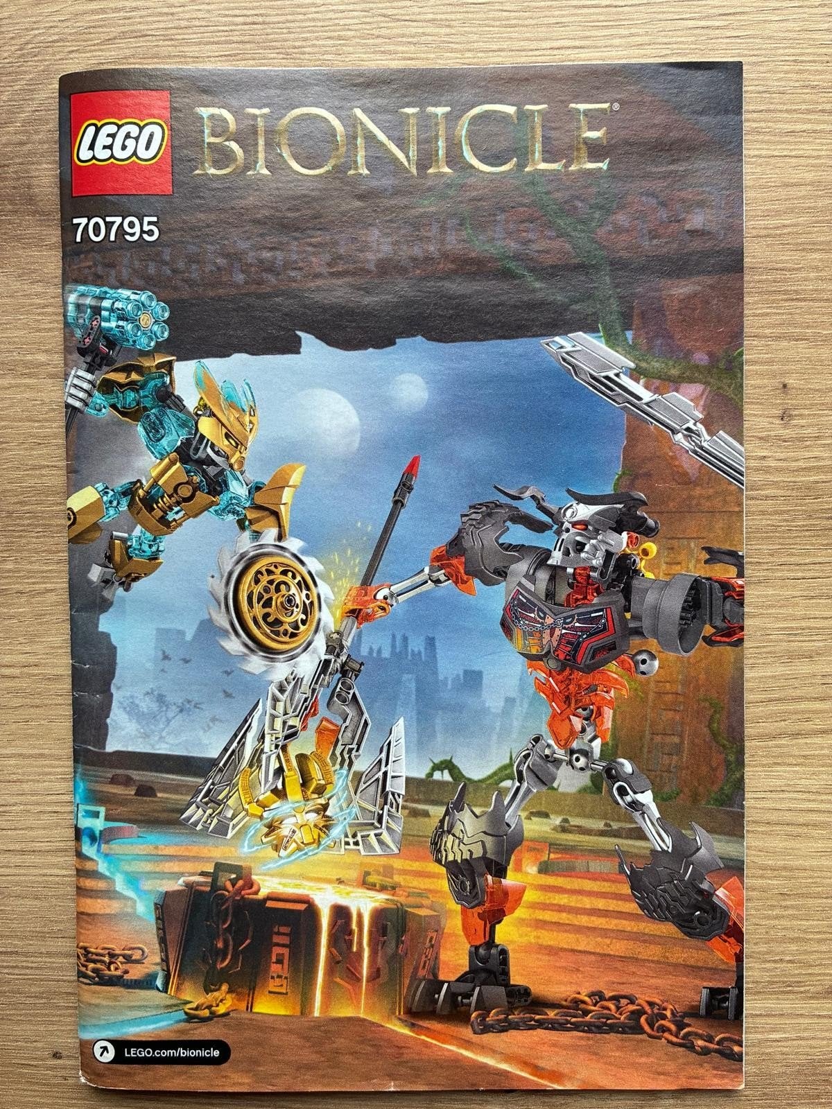LEGO Bionicle 70795 Mask Maker vs. Skull Grinder, Ophalen of Verzenden, Gebruikt, Overige merken