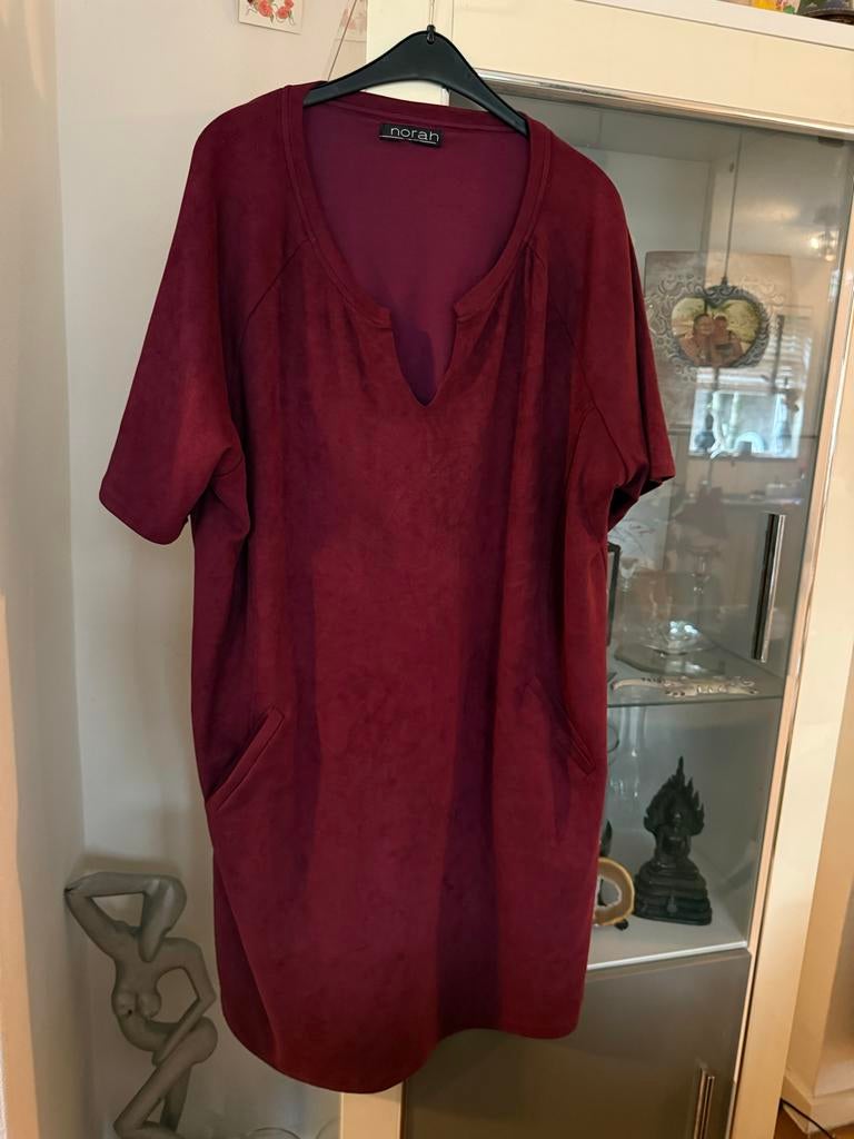 Norah jurk maat 48, Kleding | Dames, Jurken, Zo goed als nieuw, Maat 46/48 (XL) of groter, Rood, Knielengte, Ophalen of Verzenden