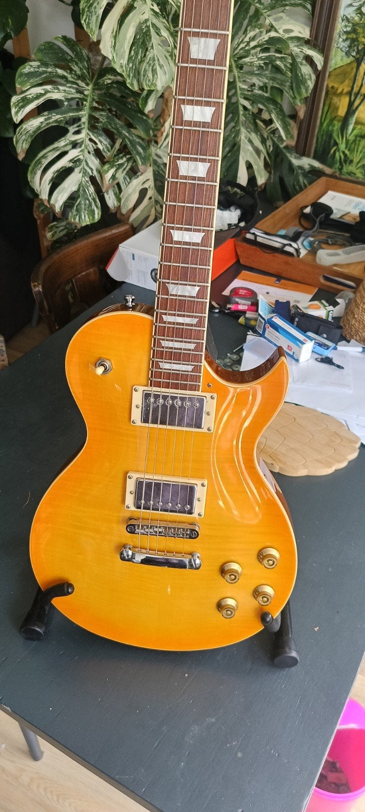 Harley Benton elektrische gitaar met Orange versterker, Met versterker, Zo goed als nieuw, Solid body, Ophalen