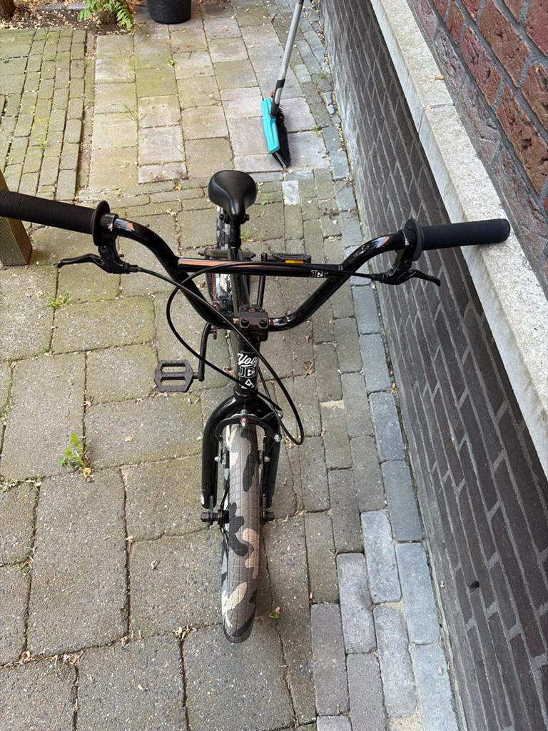 BMX fiets VooDoo met camouflage banden, Ophalen, Gebruikt, Staal, Velgrem