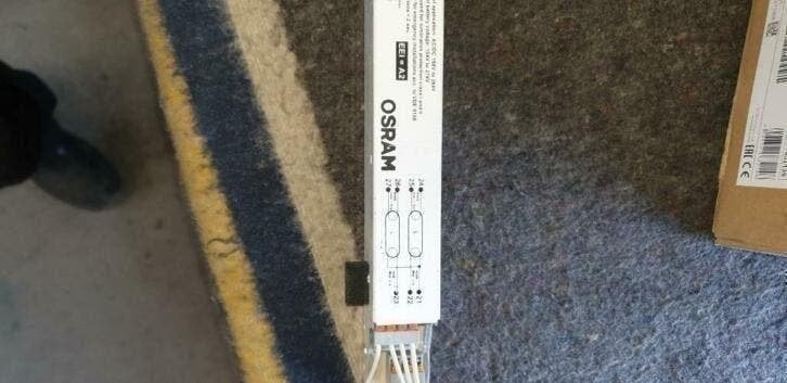 PARTIJ GEBRUIKTE ELEKTRONISCHE  VSA VOOR TL ARMATUREN T8, Hobby en Vrije tijd, Elektronica-componenten, Ophalen of Verzenden, Gebruikt