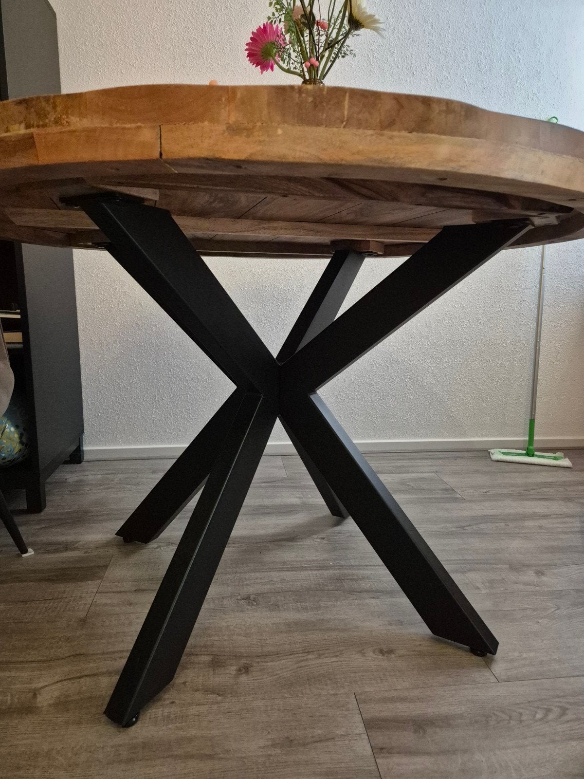 Zeer nette ronde mangohouten eettafel, Ophalen, Rond, 100 tot 150 cm, 100 tot 150 cm