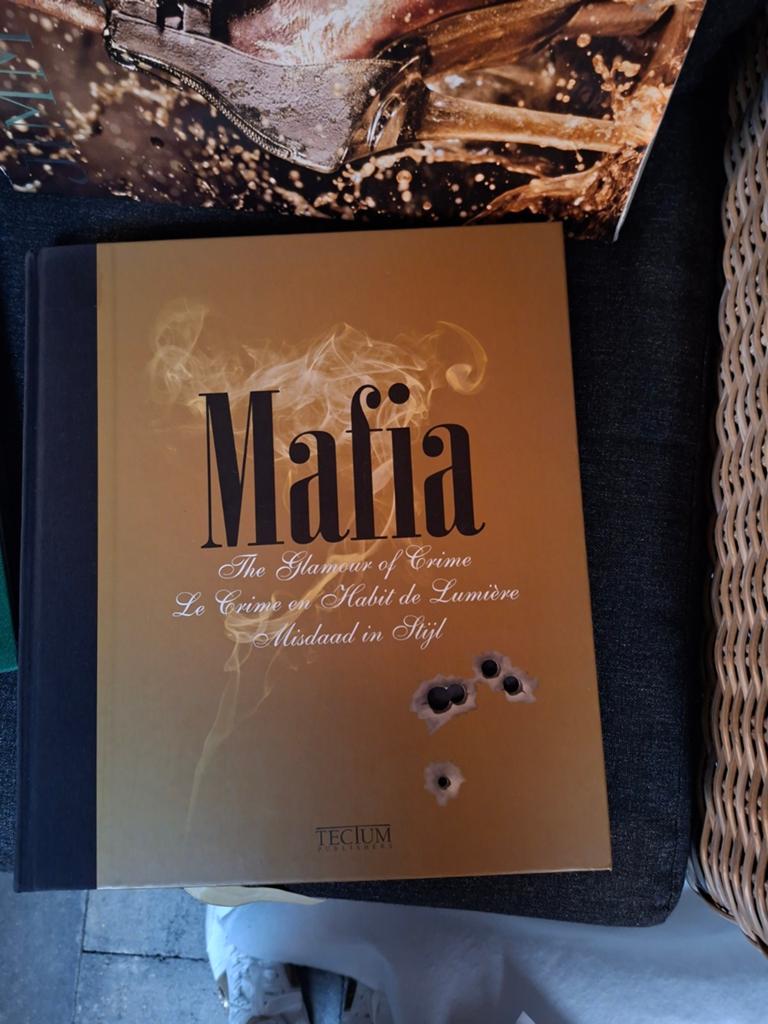 Z.g.a.n Maffia hardcover koffietafelboek, Ophalen of Verzenden, Zo goed als nieuw