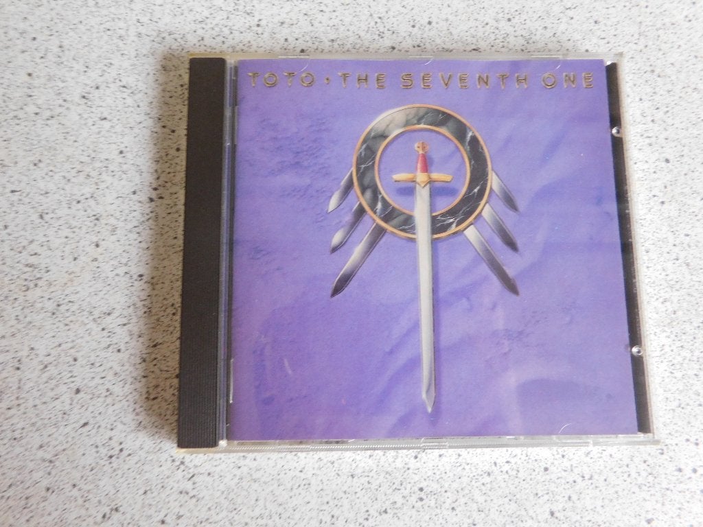 CD Toto  the Seventh One 1988 CBS Record, Ophalen of Verzenden, Zo goed als nieuw, Poprock