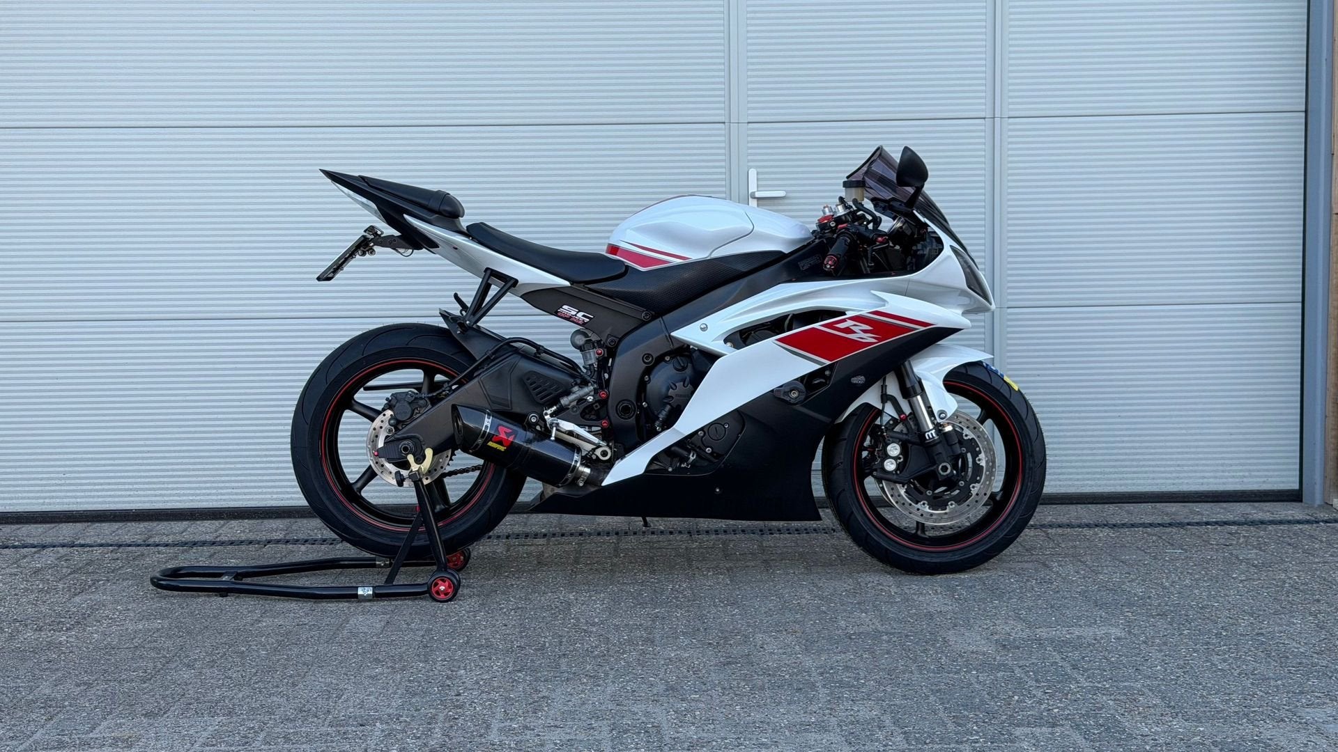Yamaha R6 | RJ15 | Parelmoer wit | Akrapovic | 35kw, 4 cilinders, Bedrijf, Onbekend, Super Sport