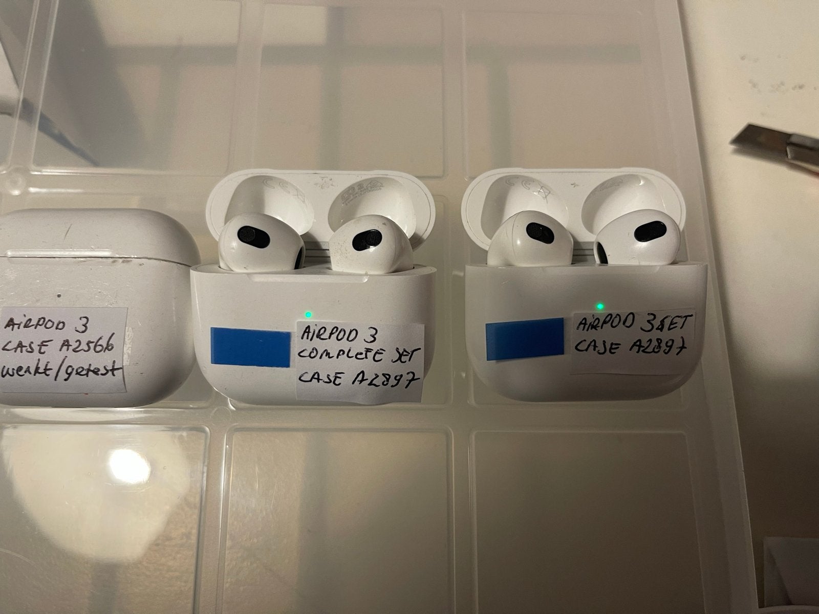 Apple AirPods 3: set €50,- / cases €25,- / oortje LR €25,-, Ophalen of Verzenden, Gebruikt, Overige typen, Apple