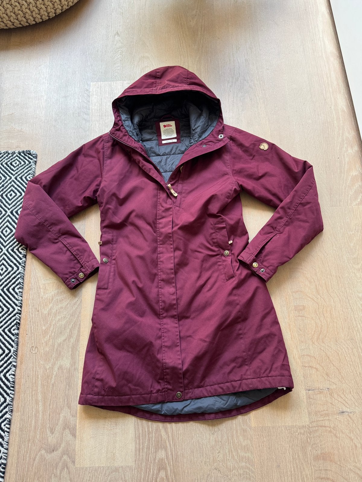 Prachtige Fjallraven Kiruna parka  maat m  Stof g1000, Ophalen of Verzenden, Zo goed als nieuw, Zwart