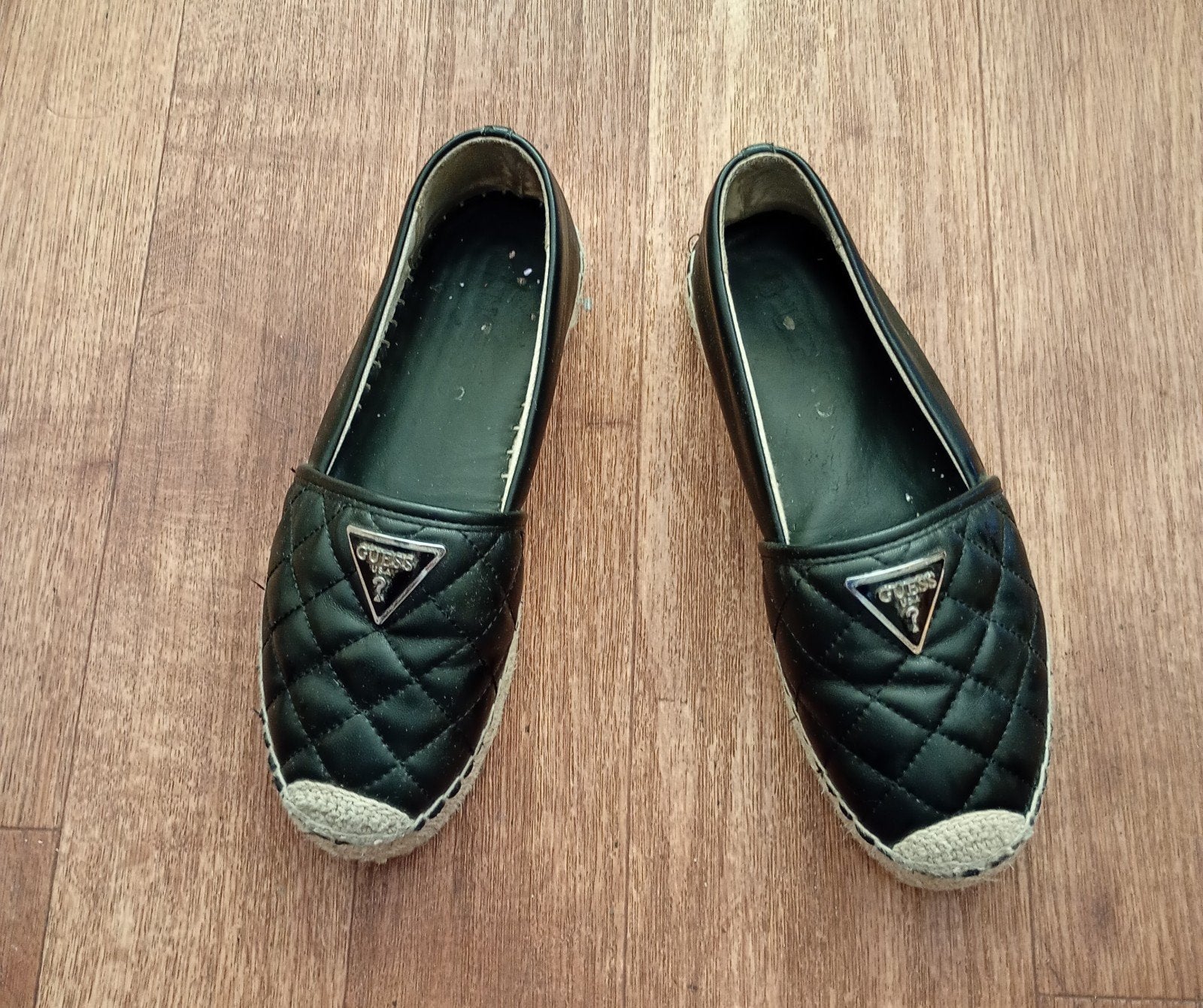 Guess leren schoenen, maat 38, 2x aangehad, Kleding | Dames, Schoenen, Ophalen of Verzenden, Zo goed als nieuw, Zwart, Sneakers of Gympen
