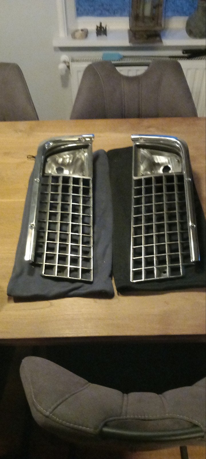 Chevrolet corvette grildelen, Ophalen of Verzenden, Gebruikt, Oldtimer onderdelen