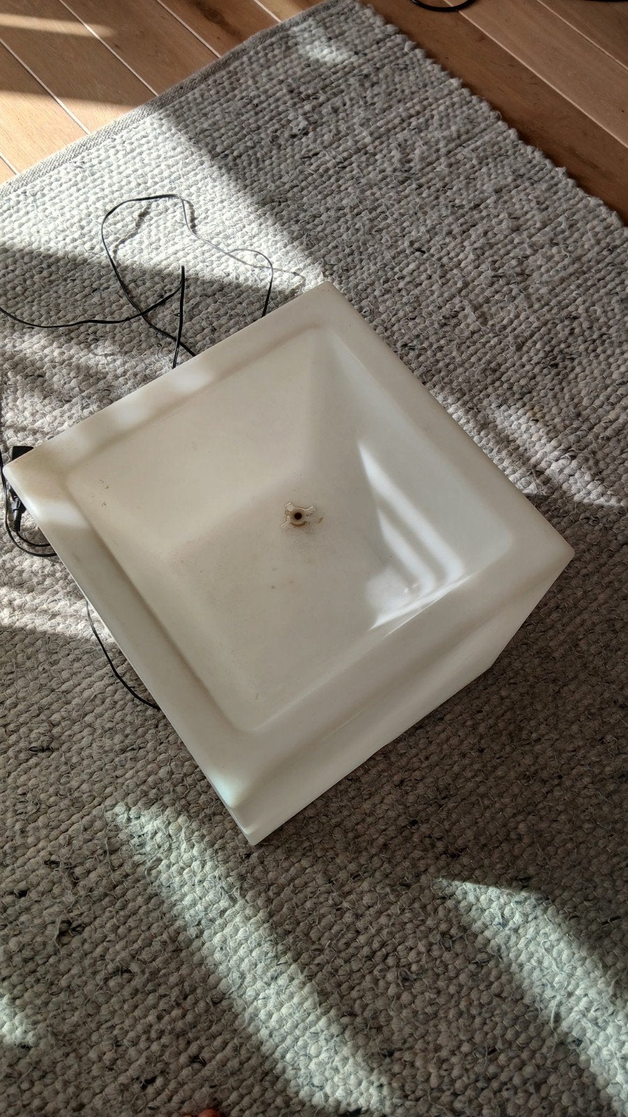 Bloembak met gekleurde verlichting - Binnen & Buiten, Tuin en Terras, Ophalen, Kunststof, Gebruikt, Minder dan 60 cm