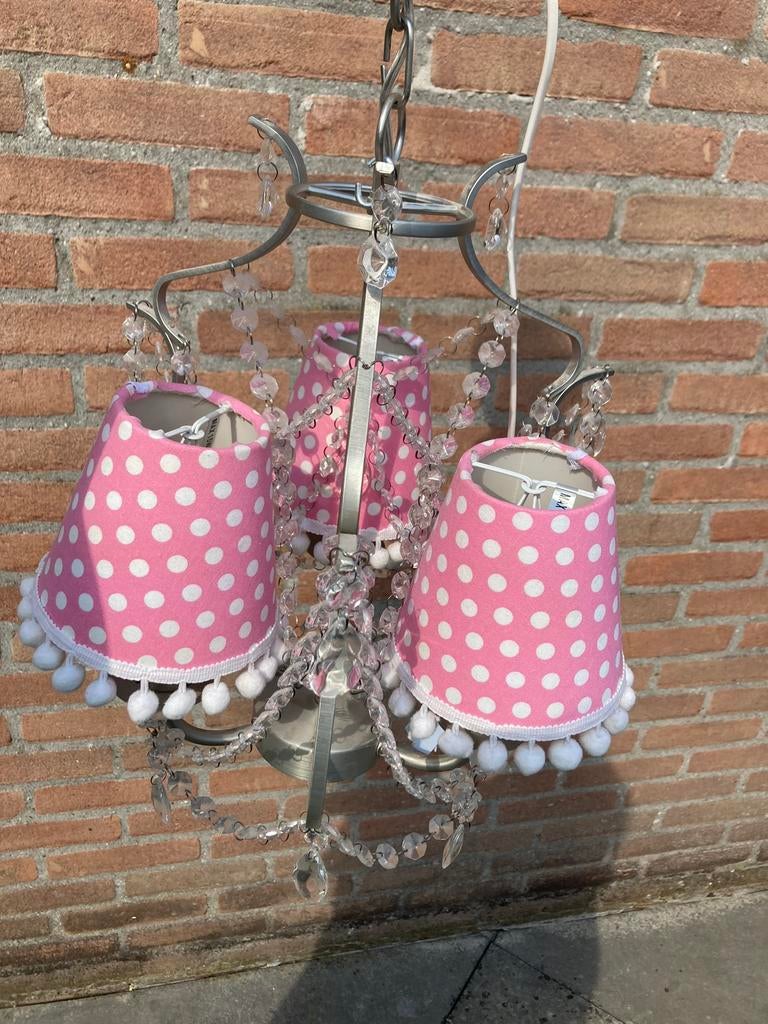 Kroonluchter plafonlamp kinderkamer met roze lampenkapjes, Huis en Inrichting, Lampen | Kroonluchters, Ophalen of Verzenden, Zo goed als nieuw