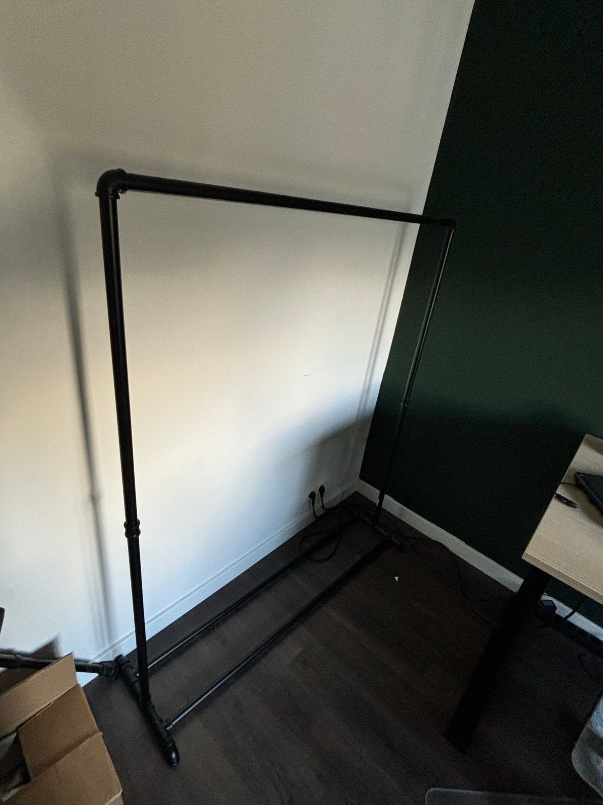 Stevig kledingrek van steigerbuizen (120x37x142 cm), Ophalen, Zo goed als nieuw
