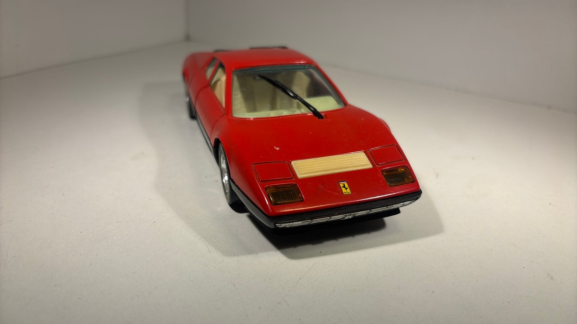 Ferrari bb 512 red Bburago 1.24, Ophalen of Verzenden, Bburago, A, A