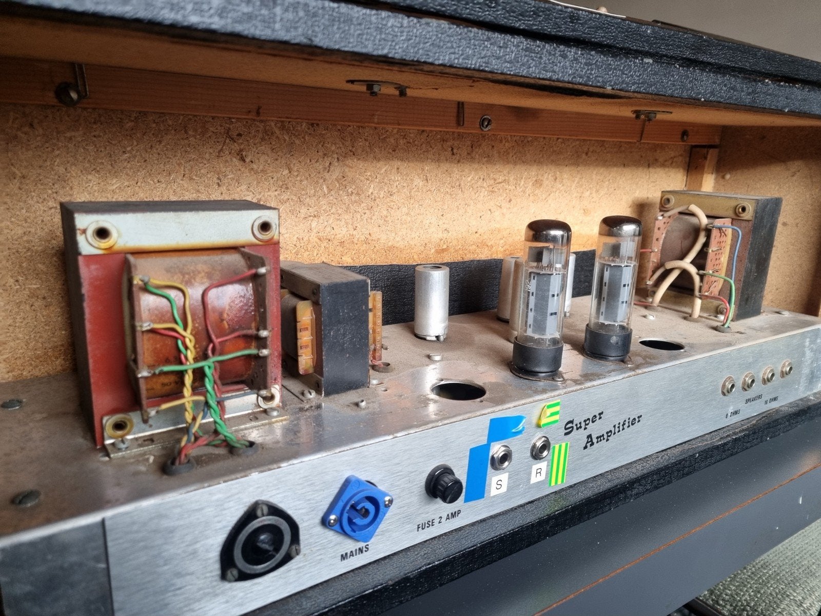 Foto 6 van London City Super Amplifier buizenversterker