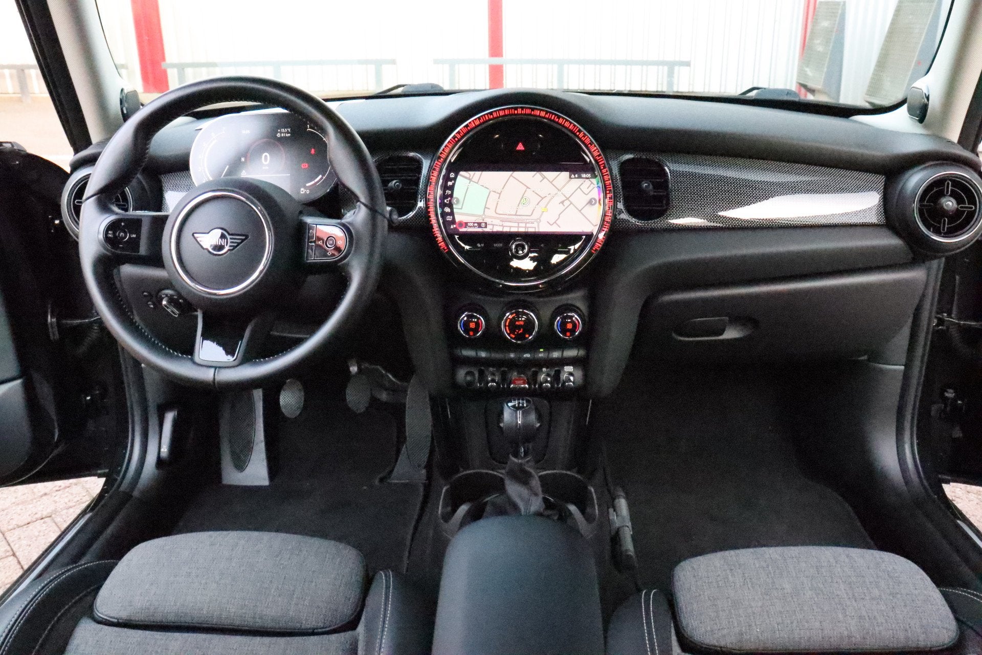 MINI Mini 2.0 Cooper S O.a: Navi, Clima, Cruise, Carplay, Ri, Voorwielaandrijving, Gebruikt, 4 cilinders, Met garantie (alle)