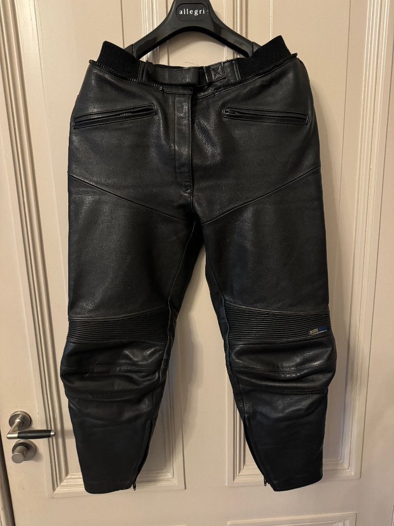 Akito Motorbroek Leer Dames Kind Medium CE PROTECTION, Motoren, Kleding | Motorkleding, Broek | leer, Kinderen, Ophalen of Verzenden