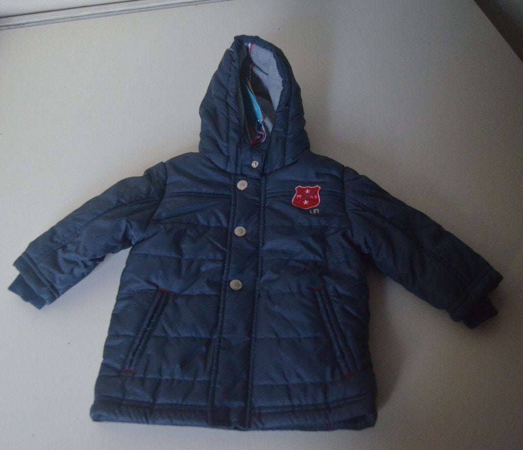Nieuw blauw gewatteerd jasje voor jongetje van LIEF!, Kinderen en Baby's, Ophalen, Jasje, Jongetje, Lief!