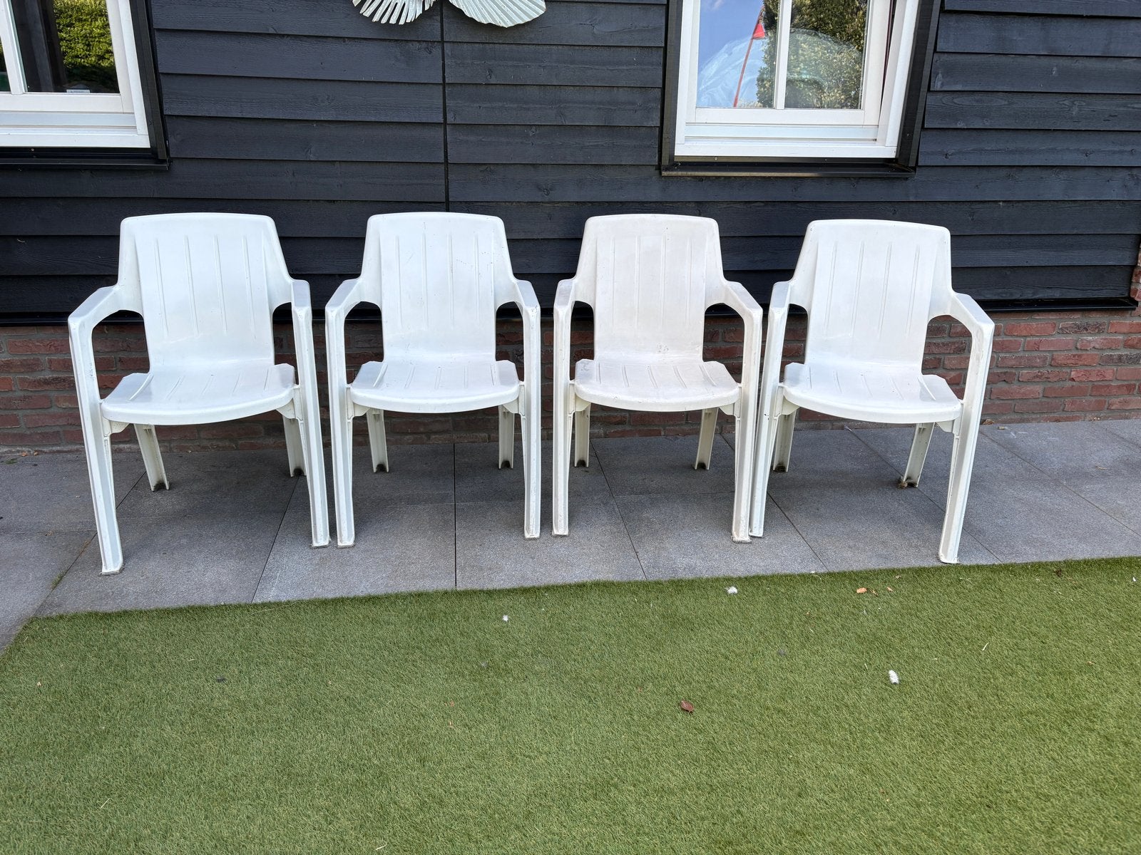 4 Jardin stapelstoelen - Gebruikt voor verbouwingen, Ophalen, Gebruikt, Kunststof, Stapelbaar