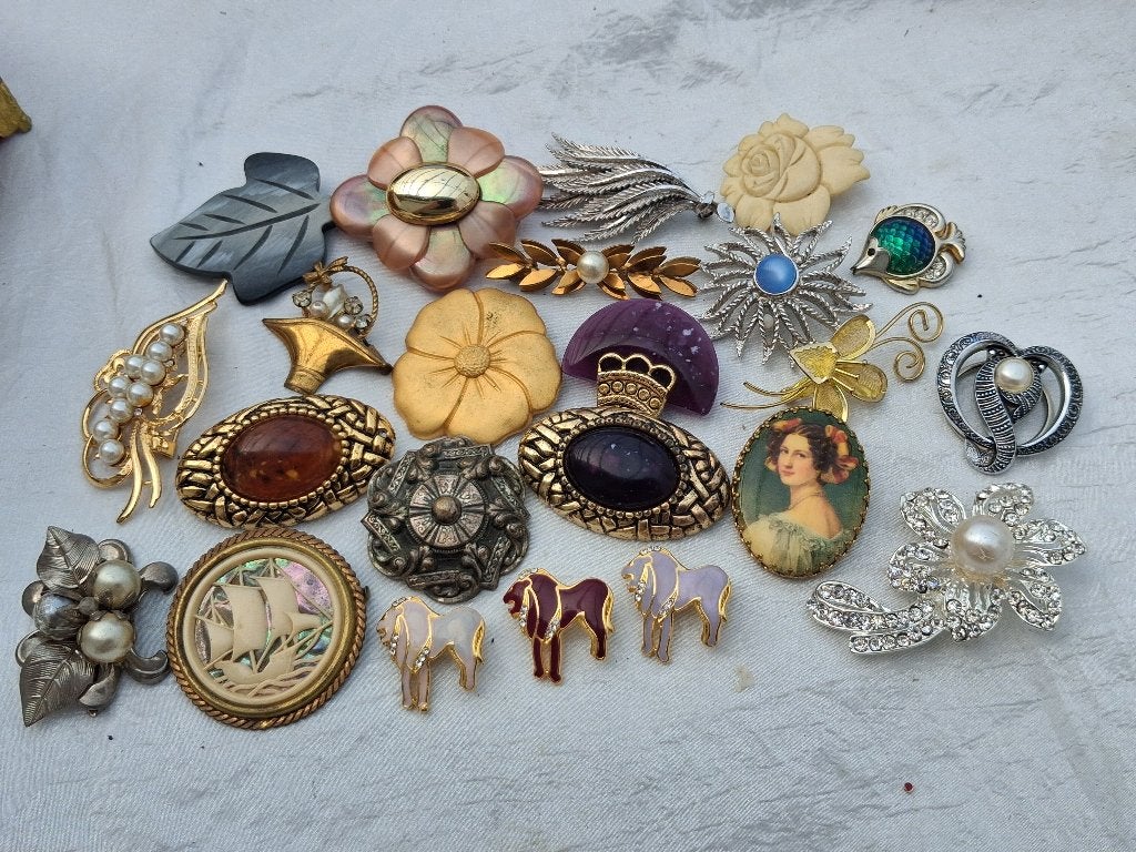Lot vintage sieraden, Verzenden, Overige materialen, Broche, Met edelsteen