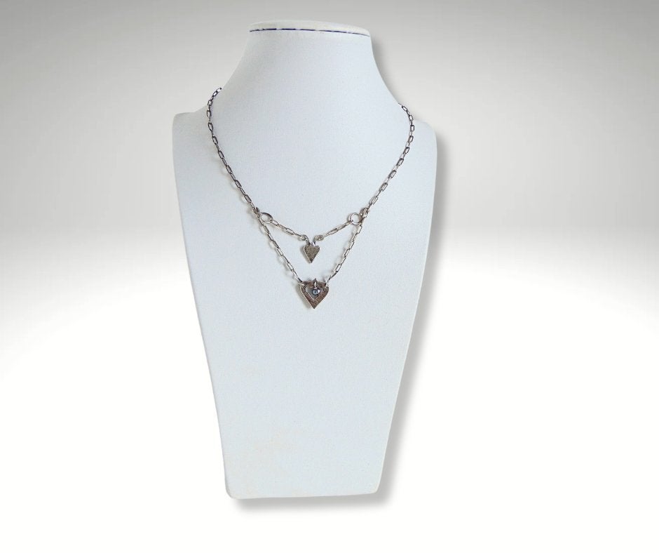 UNIEKE zilveren brutalist hartjes ketting met parel!, Met hanger, Ophalen of Verzenden, Zo goed als nieuw, X
