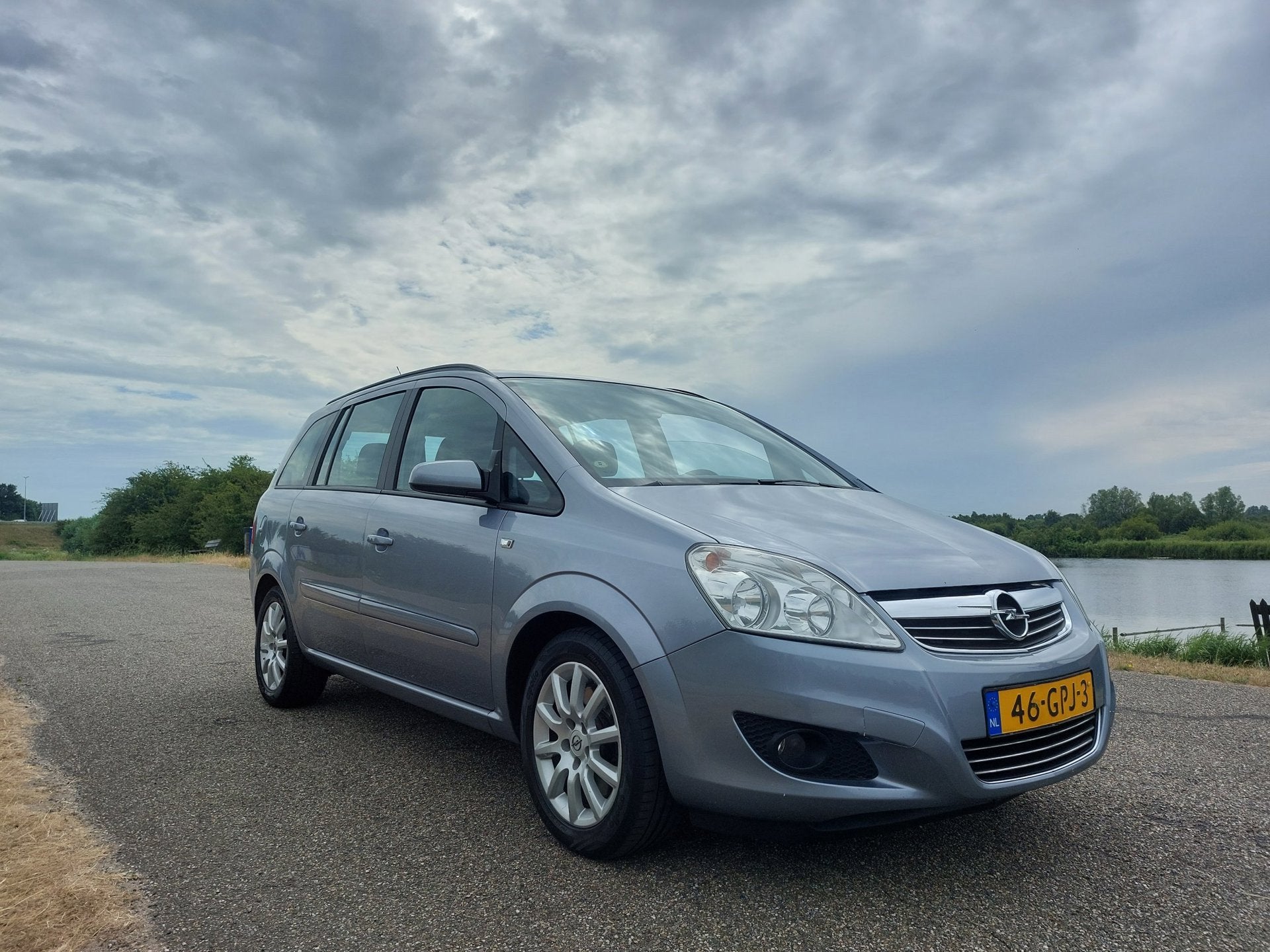 Opel Zafira 2.2 Temptation AUTOMAAT, 7-PERSOONS, AIRCO! 1280, Gebruikt, 4 cilinders, 150 pk, 7 stoelen