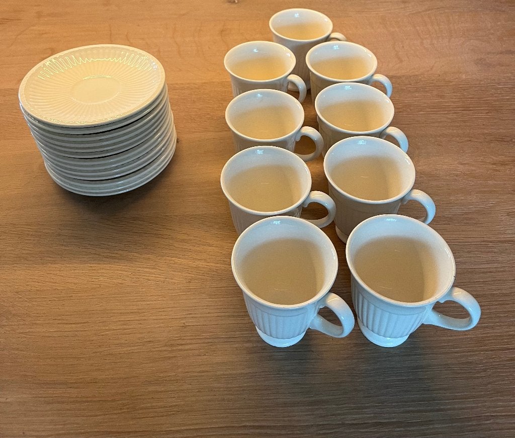 Wedgwood Edme koffie kop en schotels, Ophalen, Klassiek, Zo goed als nieuw, Kop(pen) en/of Schotel(s)