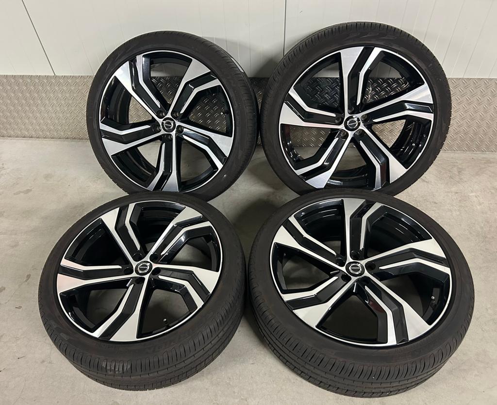 Originele Volvo XC90 22 inch Pirelli Scorpion 2024/2025, Auto-onderdelen, Ophalen, Gebruikt, 275 mm, Banden en Velgen