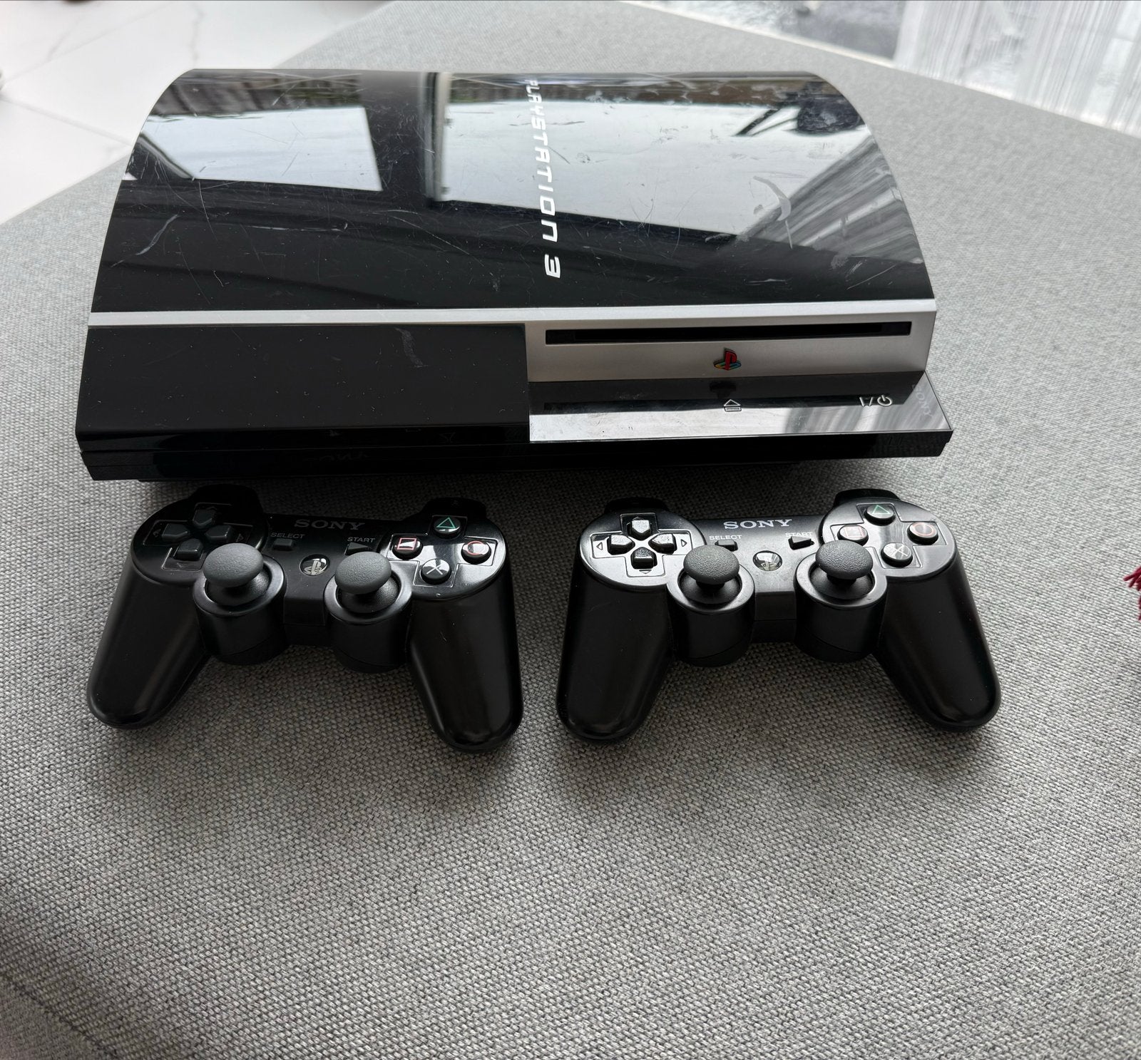 PlayStation 3 met 2 controllers €60, Spelcomputers en Games, Spelcomputers | Sony PlayStation 3, Ophalen, Gebruikt, Met 2 controllers