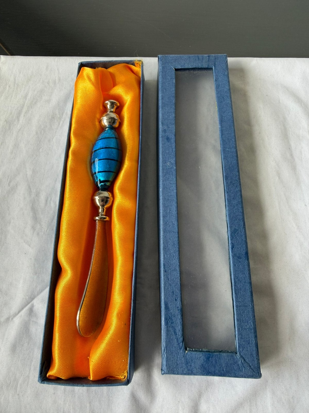 Botermesje met handvat van Venetiaans glas, Ophalen of Verzenden