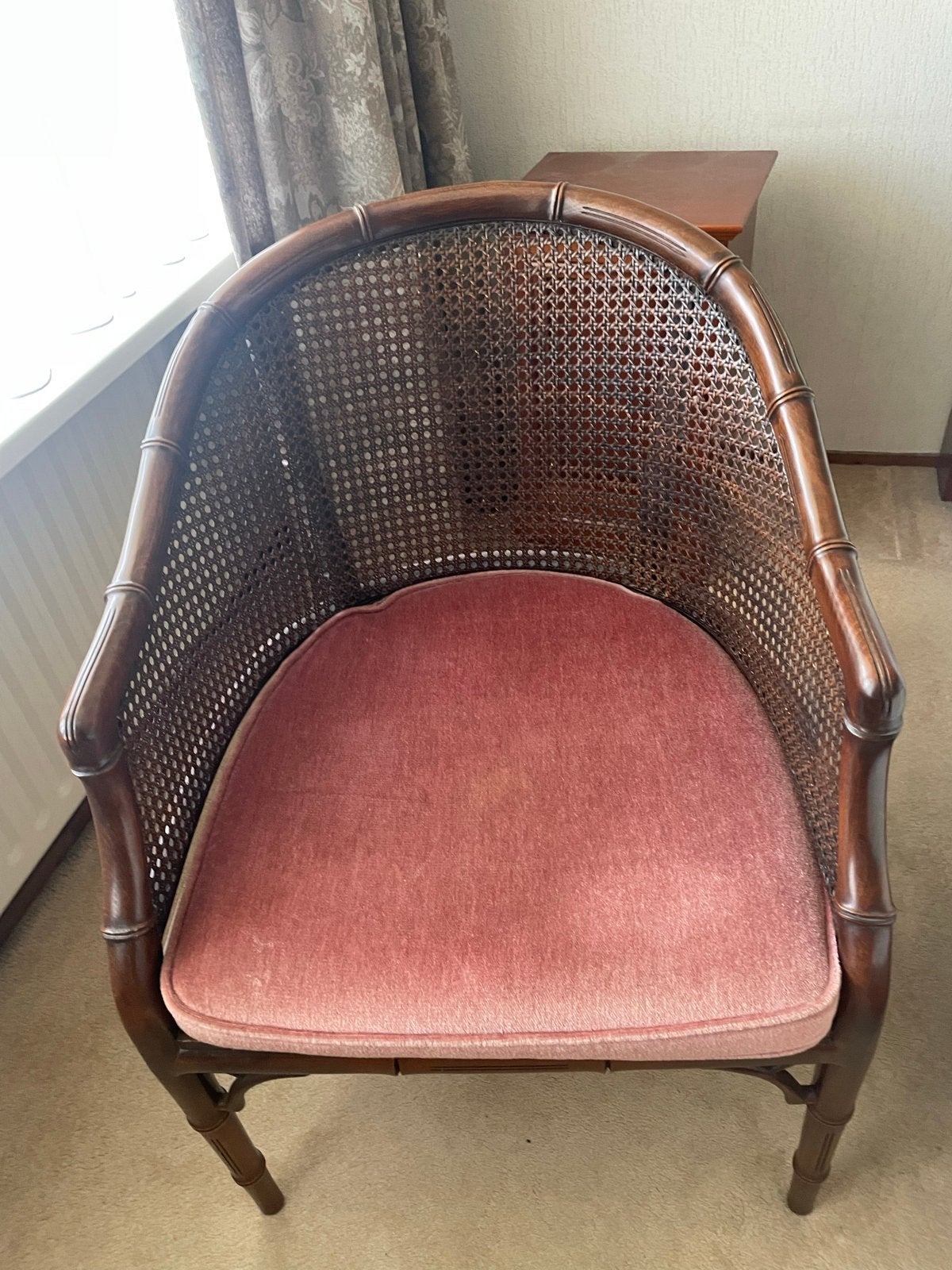 Vintage bamboe rotan stoel met roze velours kussen, Ophalen