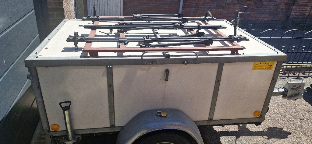 Aanhanger voor o.a. campingspullen, Ophalen, Gebruikt