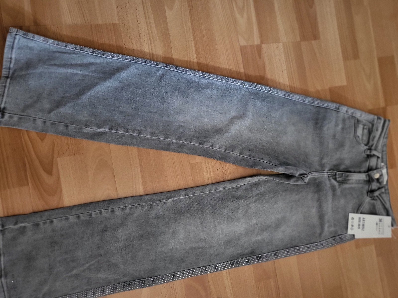 Hello Miss Grijze Wide Leg Jeans met Strass - Maat 36/S, Hello Miss, Nieuw, Ophalen of Verzenden, W28 - W29 (confectie 36)
