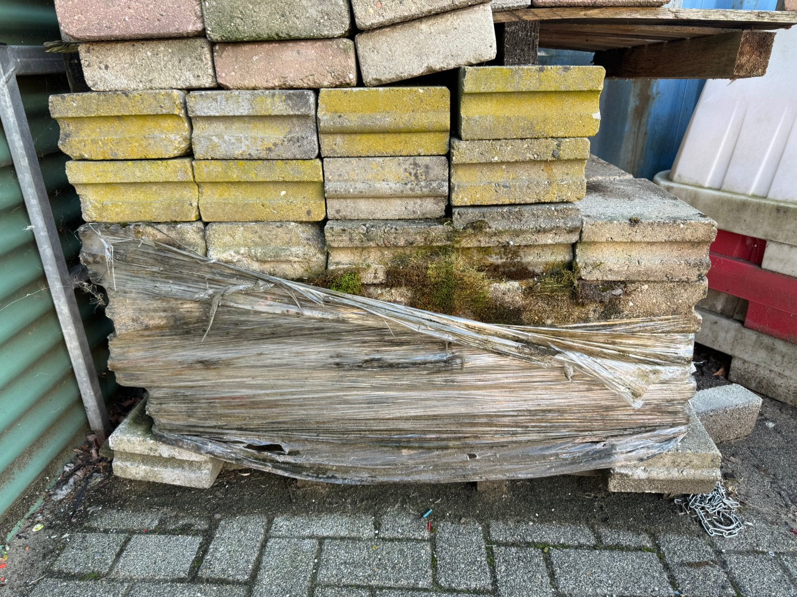 Stoepranden, Ophalen, Gebruikt, Bakstenen