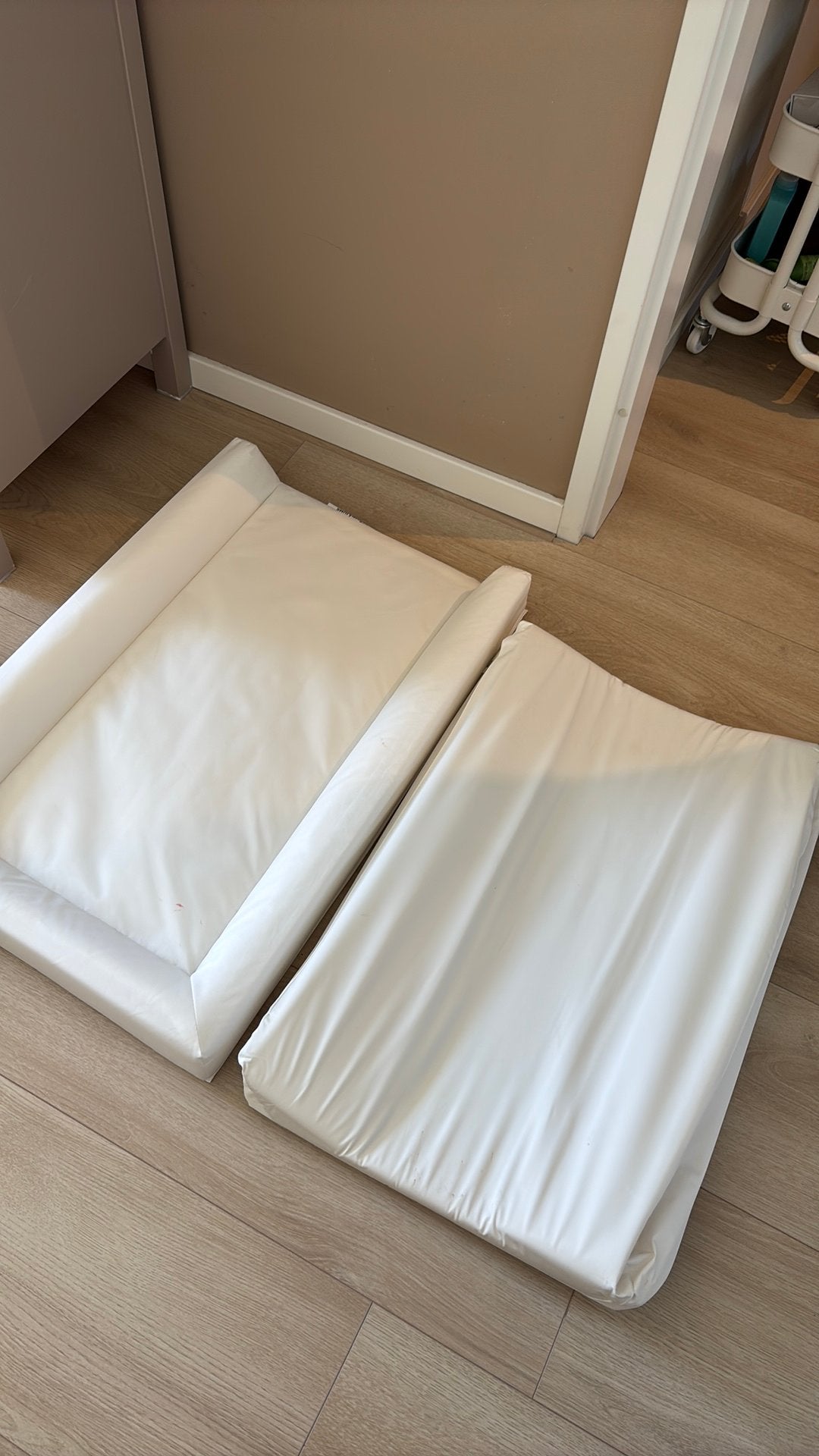 Baby aankleedkussens (evt. Met hoezen), Kinderen en Baby's, Ophalen, Gebruikt