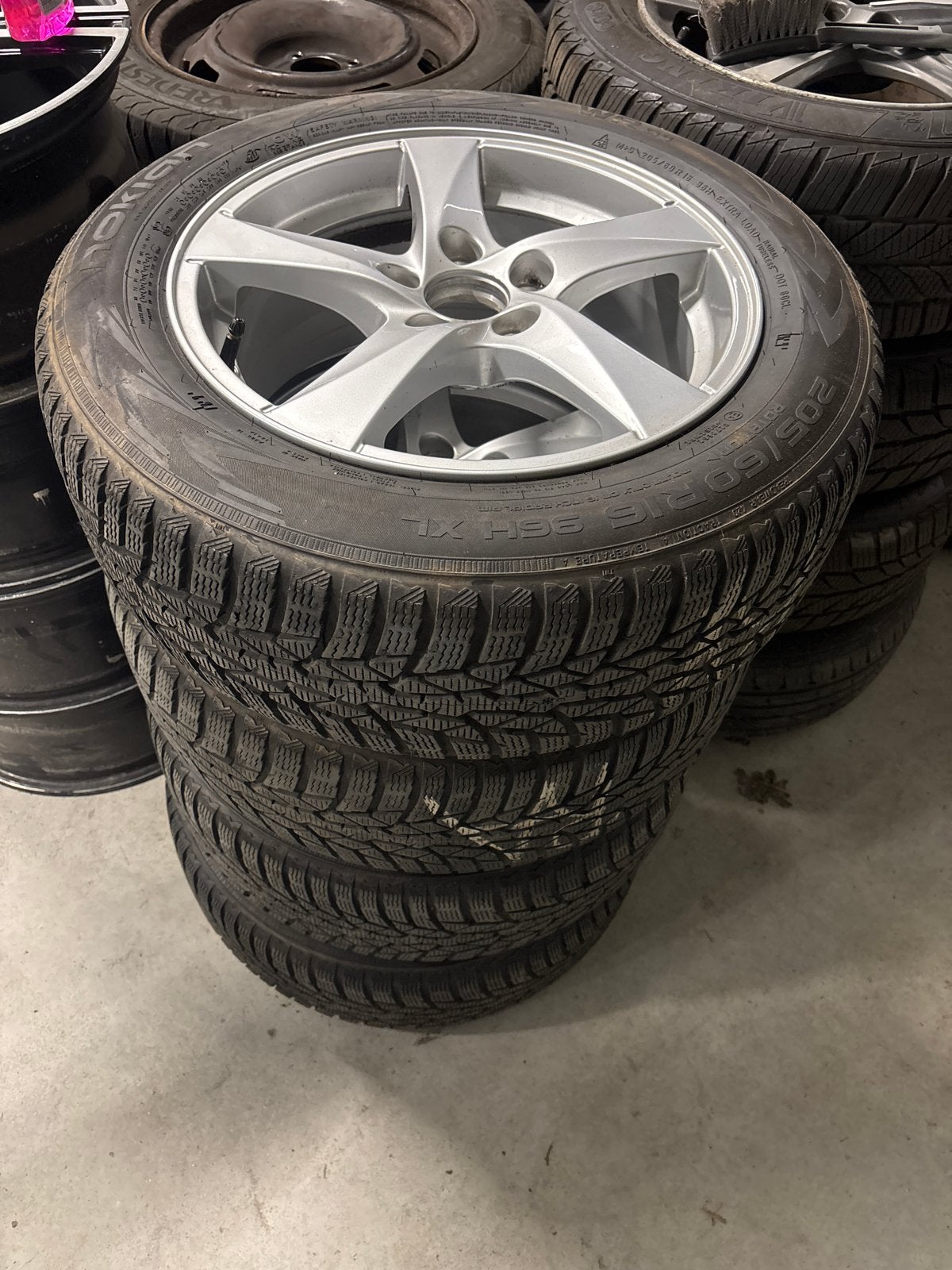 Volvo velgen met banden 16 inch -, Ophalen of Verzenden, Gebruikt