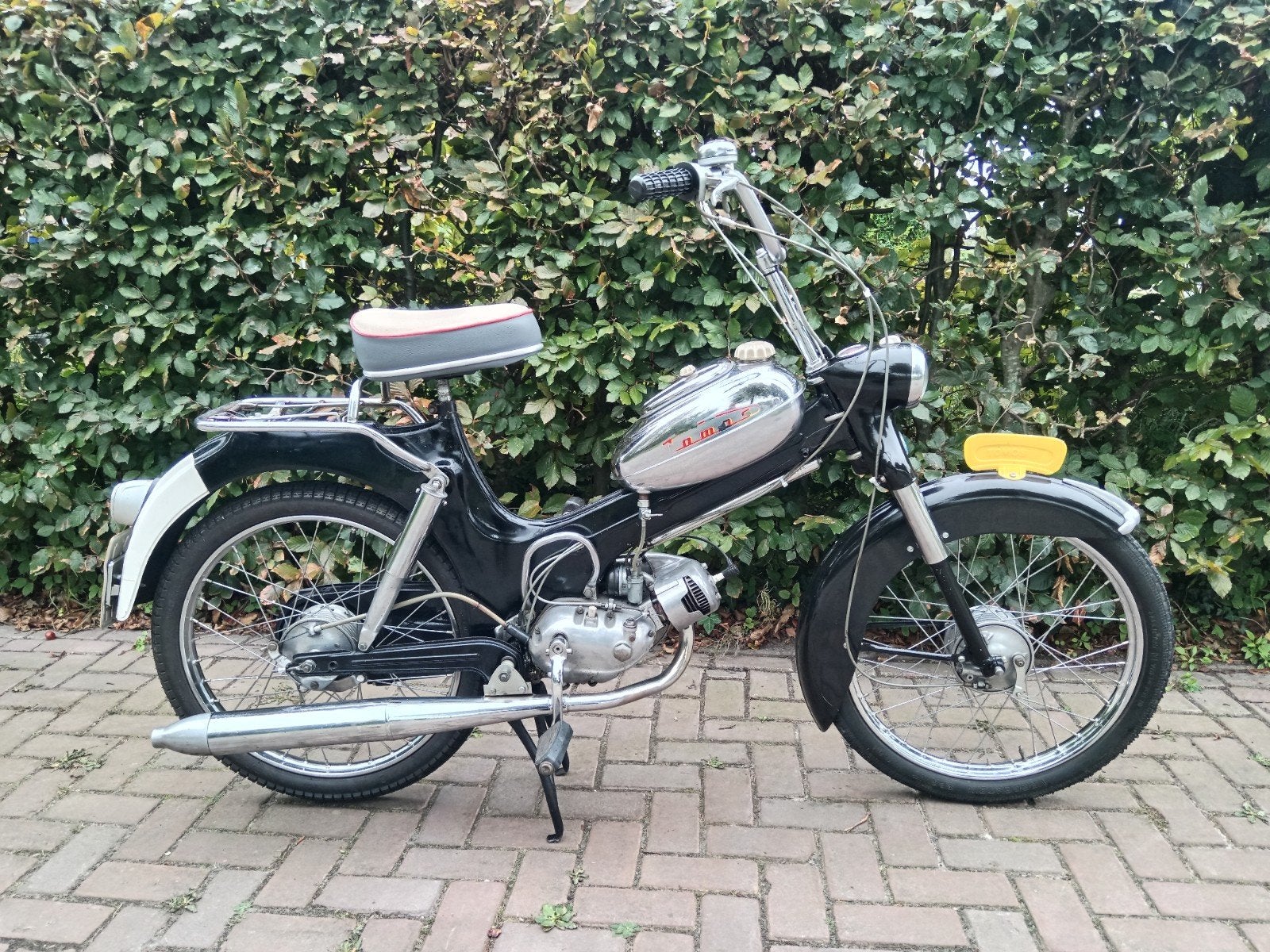 Tomos 2L brommer + geel kenteken, Fietsen en Brommers, Overige merken, Tomos, Maximaal 45 km/u, Ophalen of Verzenden