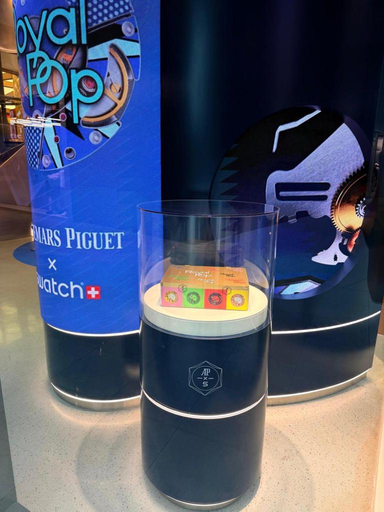 Gezocht Swatch X Audemars Piquet Royal Pop, Sieraden, Tassen en Uiterlijk, Horloges | Heren, Kunststof, Polshorloge, Swatch, Nieuw