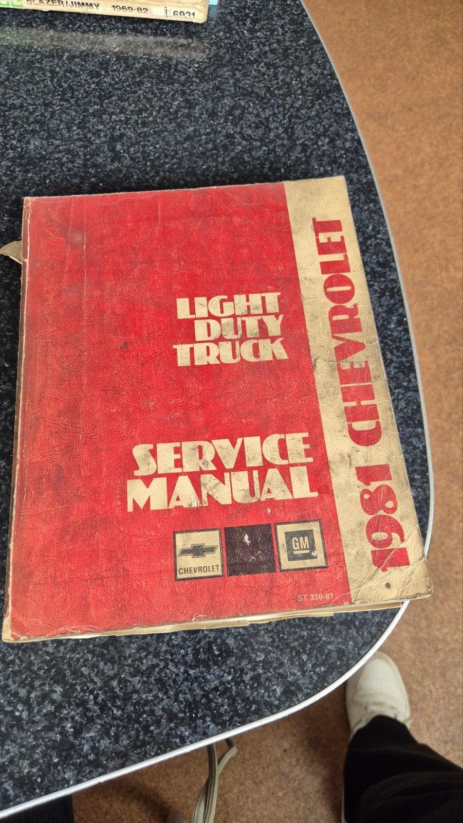 1981 Chevrolet Light Duty Truck Service Manual, Ophalen
