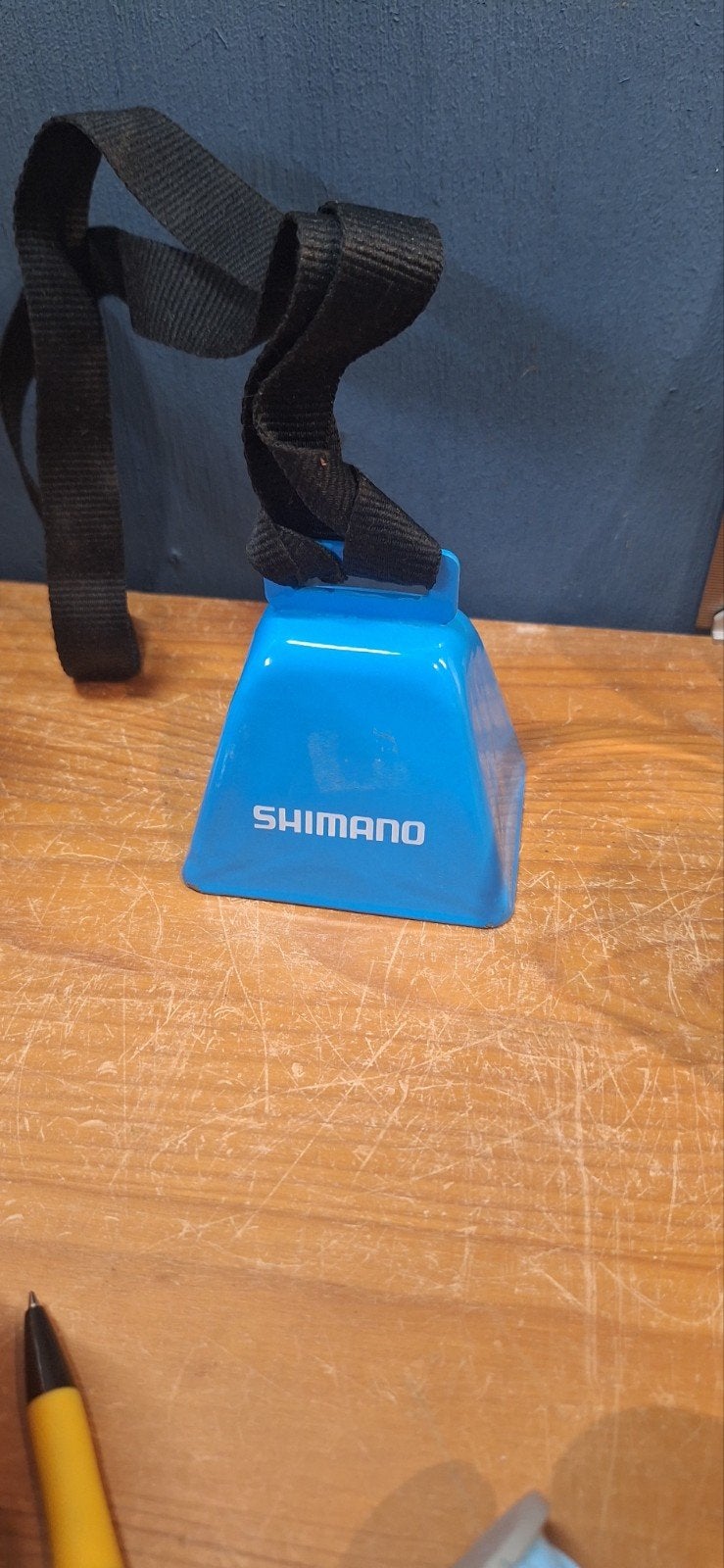 Shimano wielrennen aanmoedig koeien bel (30526), Verzamelen, Sportartikelen en Voetbal, Ophalen of Verzenden, Zo goed als nieuw