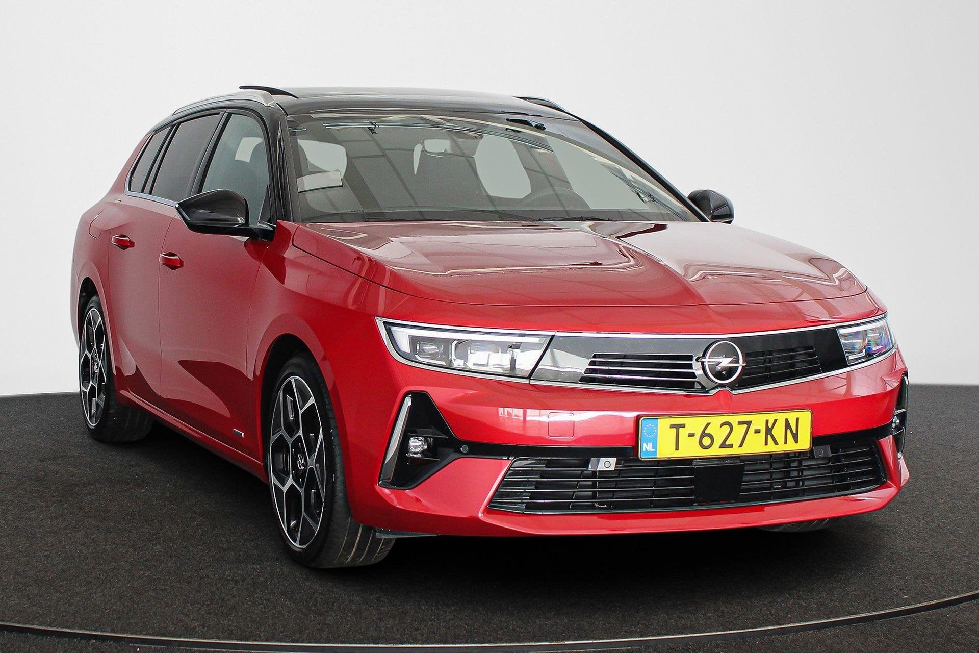 Opel Astra Sports Tourer 1.2 Level 5 Ultimate Pano Head-Up S, Euro 6, 1199 cc, Alcantara, Origineel Nederlands