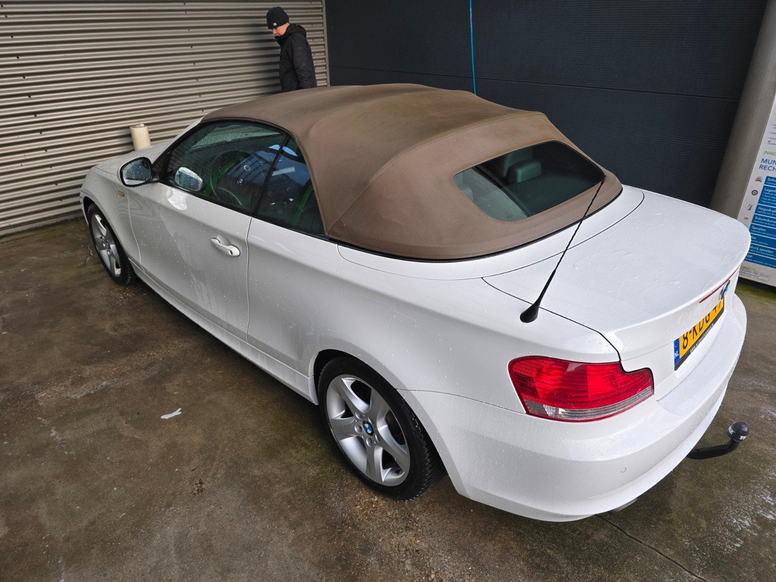 BMW 1-Cabrio (e88) 120i 163pk Aut. 2010 Wit, Automaat, Achterwielaandrijving, 4 cilinders, Cabriolet